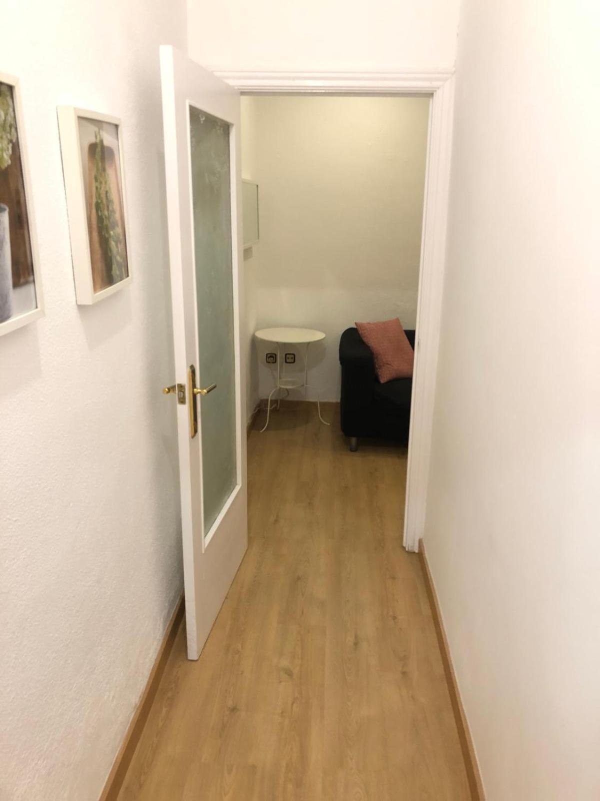 New! Apartment In Sarria Near Metro Barcelona Ngoại thất bức ảnh
