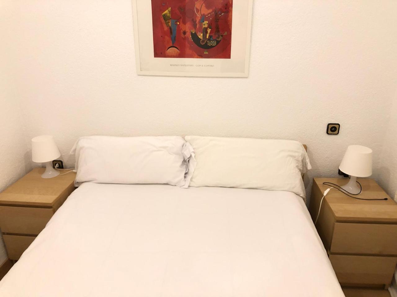 New! Apartment In Sarria Near Metro Barcelona Ngoại thất bức ảnh