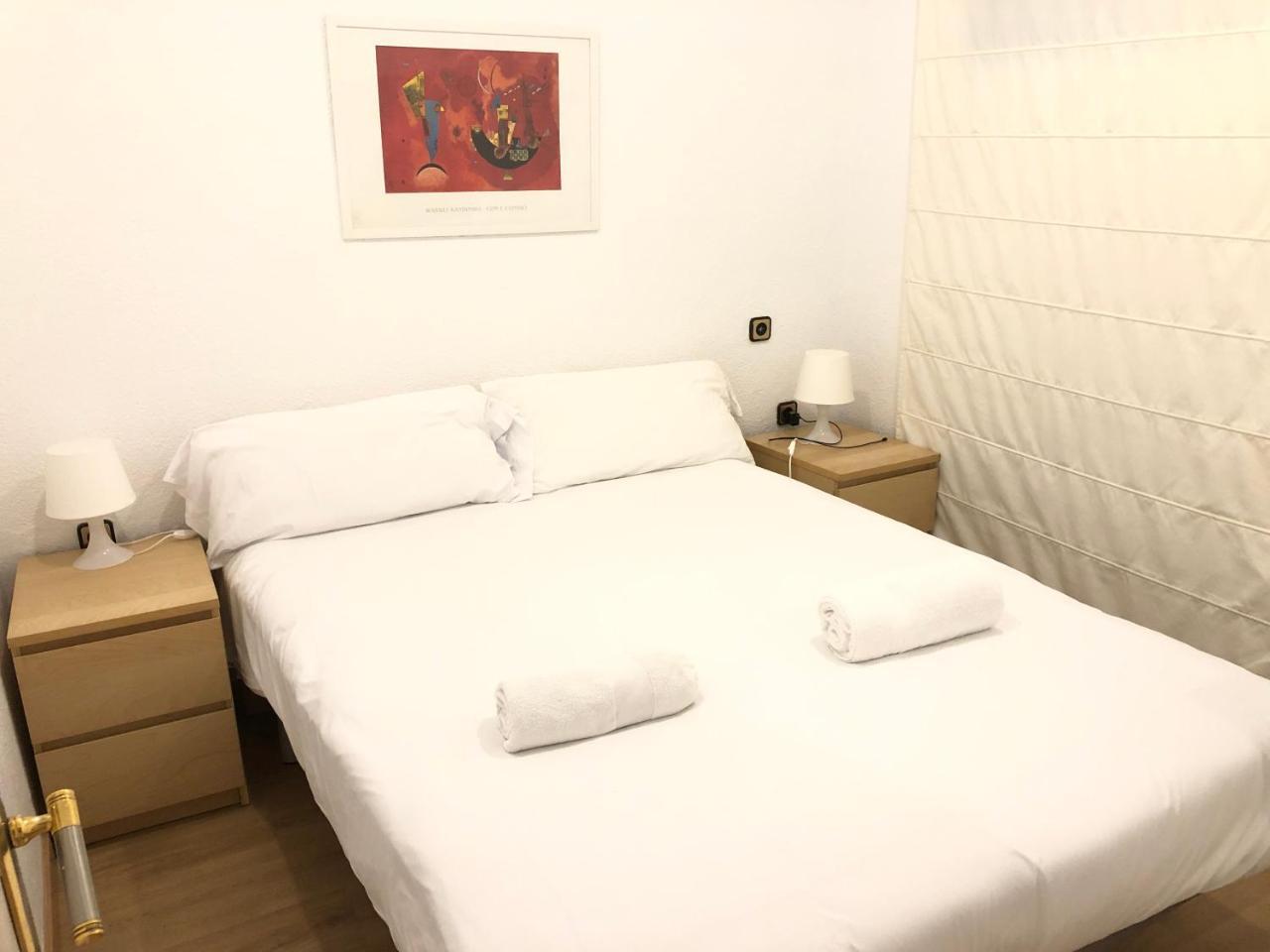 New! Apartment In Sarria Near Metro Barcelona Ngoại thất bức ảnh